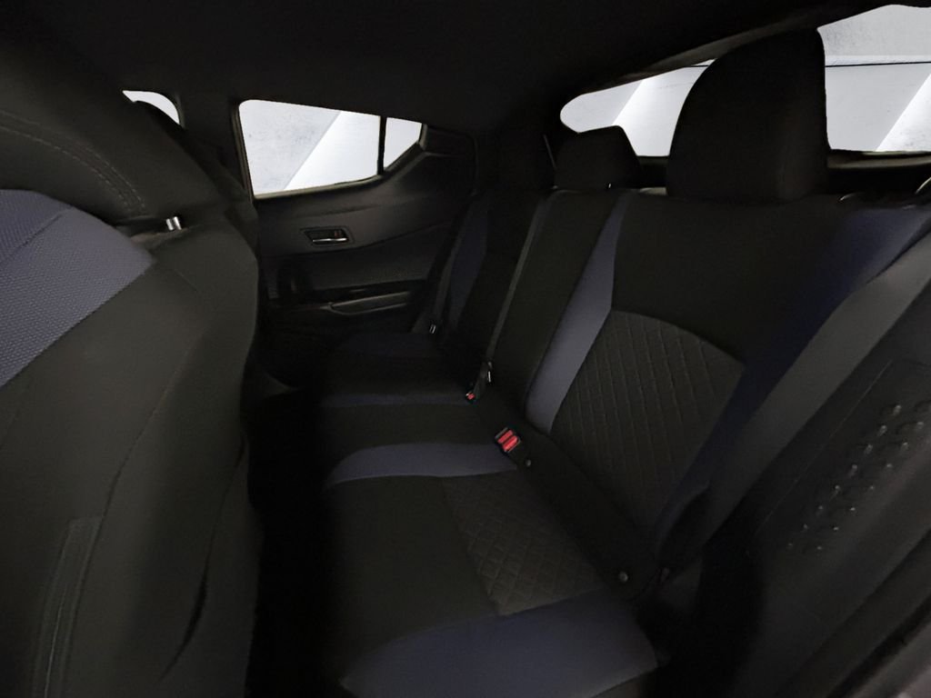 Used 2020 Gray Toyota XLE image 18
