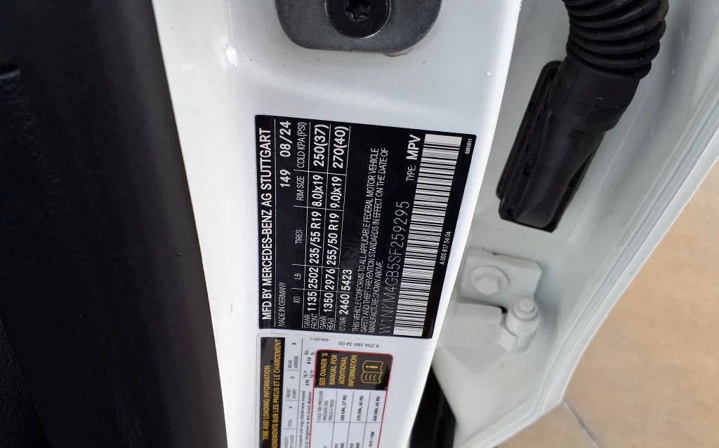 Used 2025 White Mercedes-Benz GLC 300 image 34