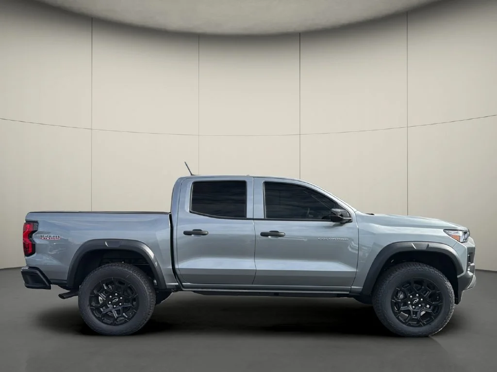 New 2026 Sterling Gray Metallic Chevrolet Trail Boss image 8