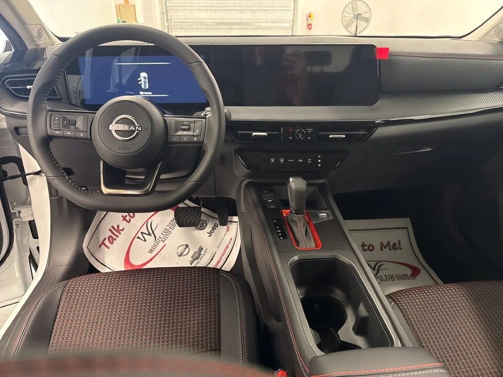 New 2026 Aspen White TriCoat Nissan SR image 13
