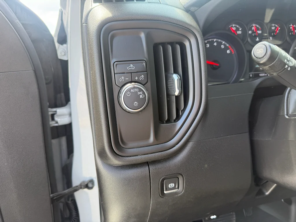 Used 2024 Slate Gray Metallic Chevrolet Custom image 11