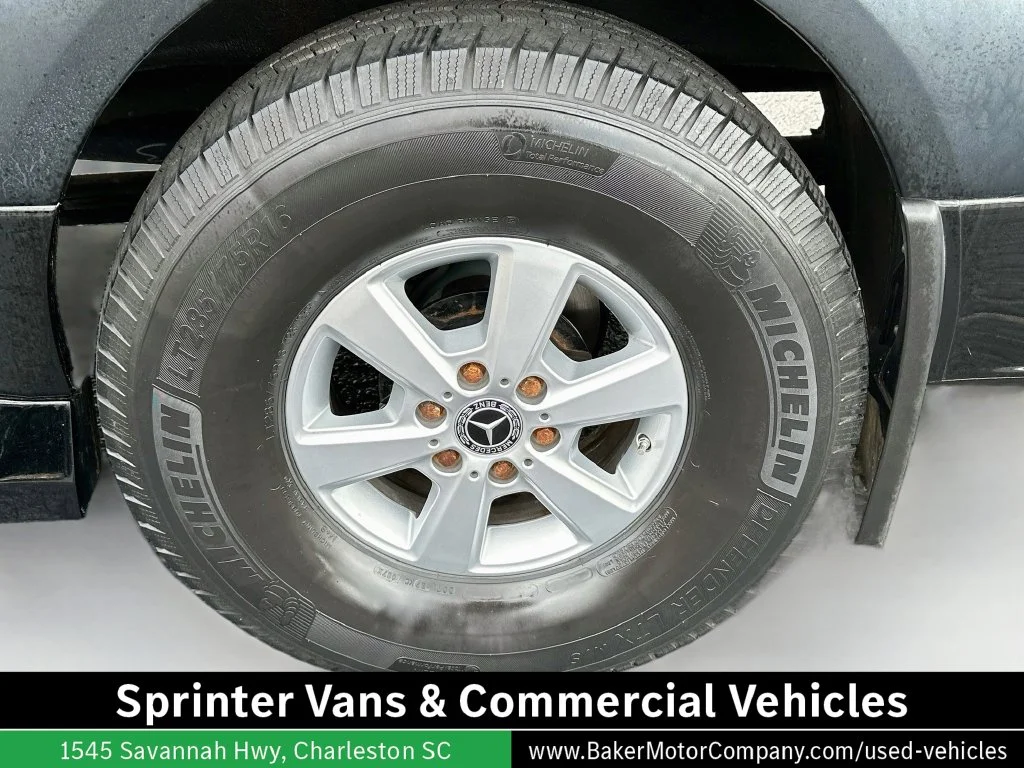 Used 2019 Jet Black Mercedes-Benz Cargo 170 WB EXT image 35