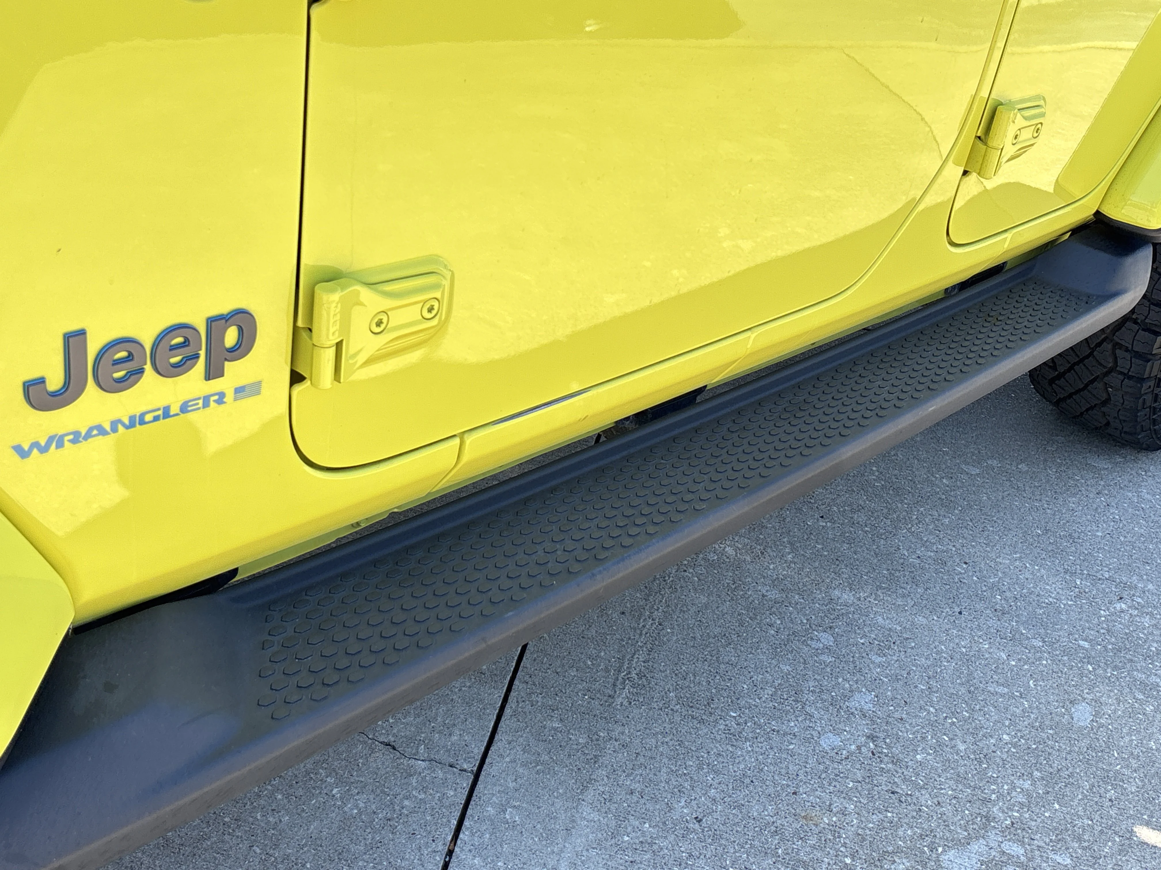 Used 2023 High Velocity Clearcoat Jeep Rubicon 4xe image 18
