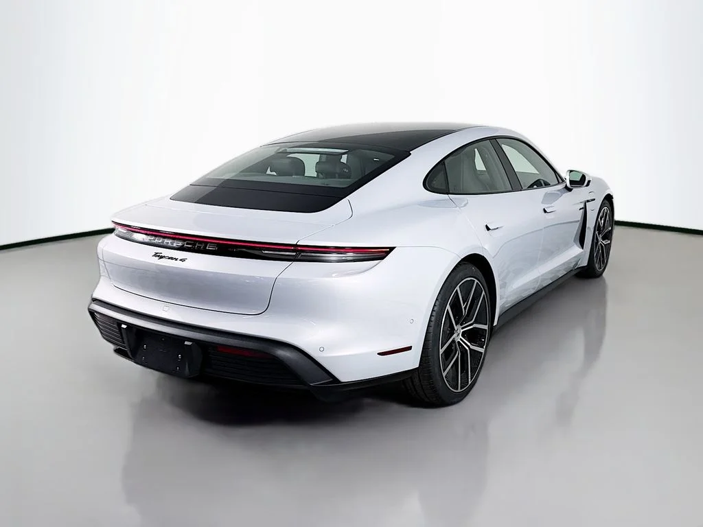New 2026 White Porsche  image 9