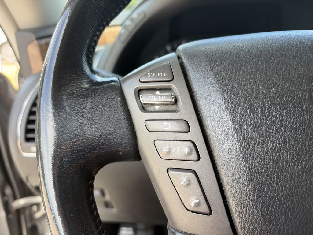 Used 2020 Gray Nissan SL image 20