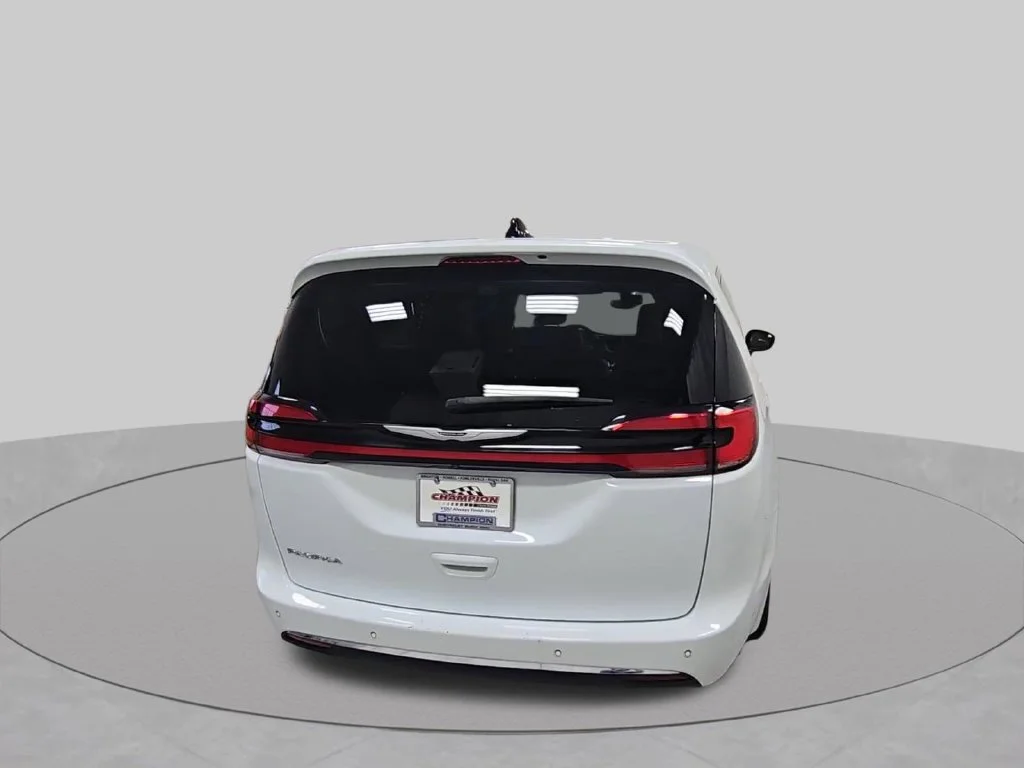 Certified Used 2024 Bright White Clea Chrysler Touring L image 10