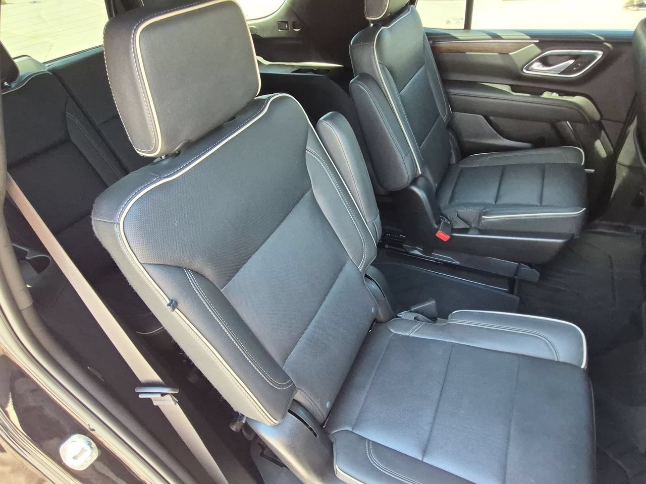Used 2023 Black Chevrolet Premier image 28