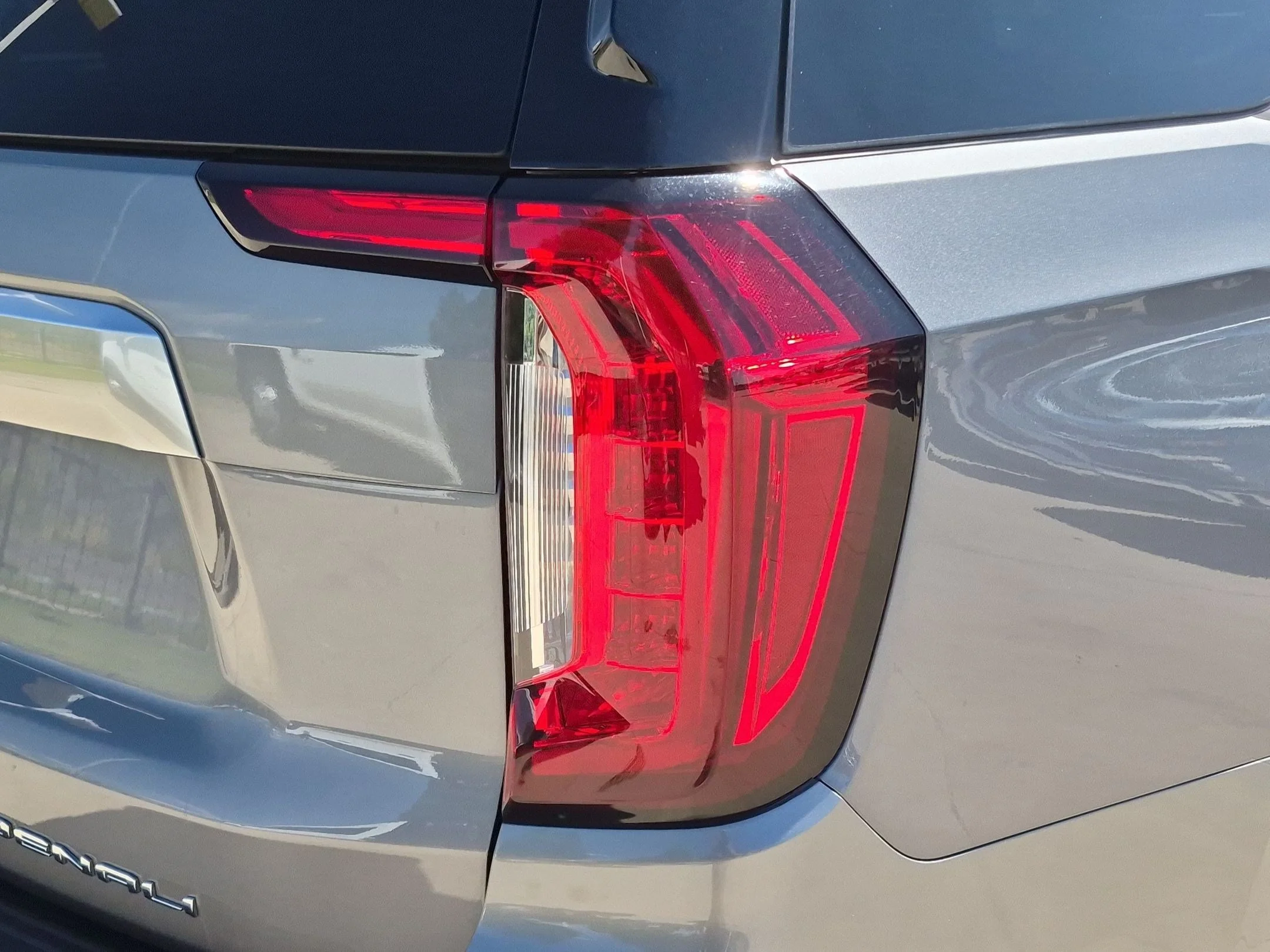 Used 2022 Satin Steel Metallic GMC Denali image 11