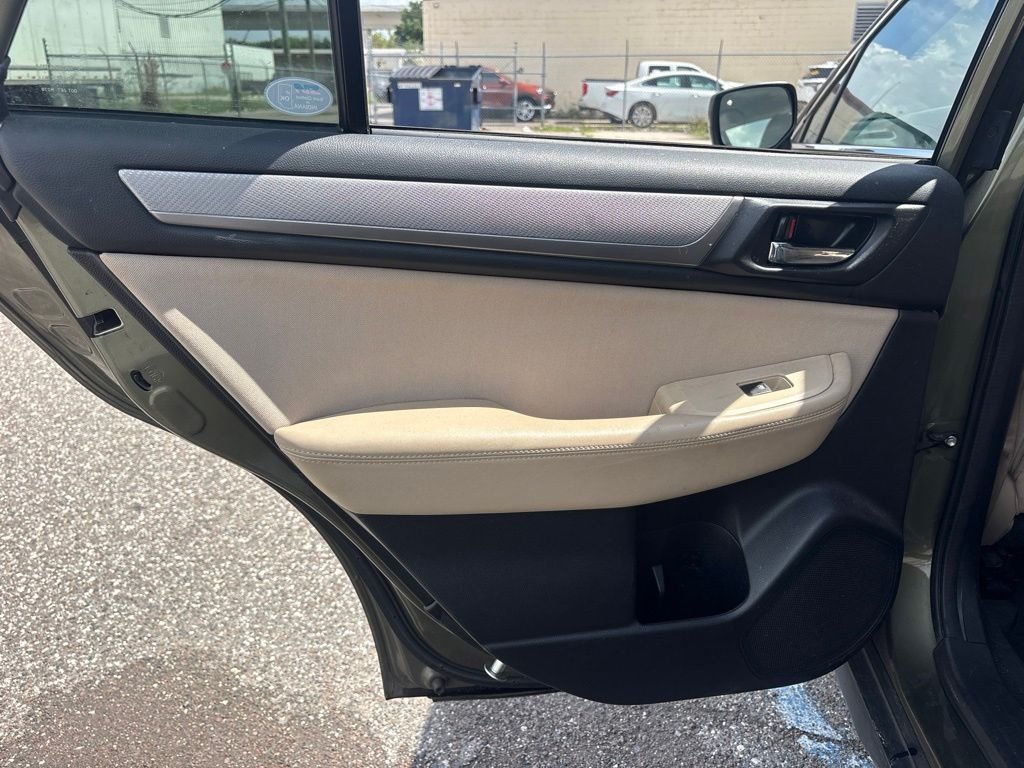 2016 Subaru Outback Premium - Photo 12