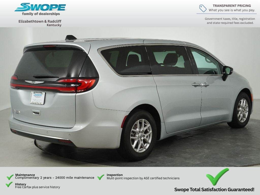 Used 2024 Silver Mist Clearcoat Chrysler Touring L image 3