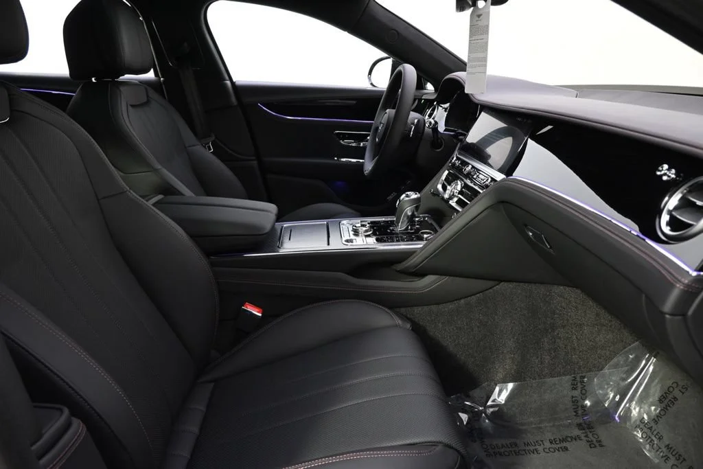 Used 2025 Q9l Bentley Black Edition image 16