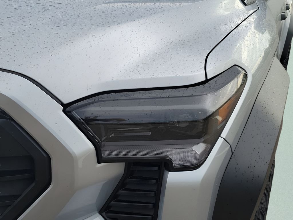 2025 Toyota Tacoma Trailhunter - Photo 10