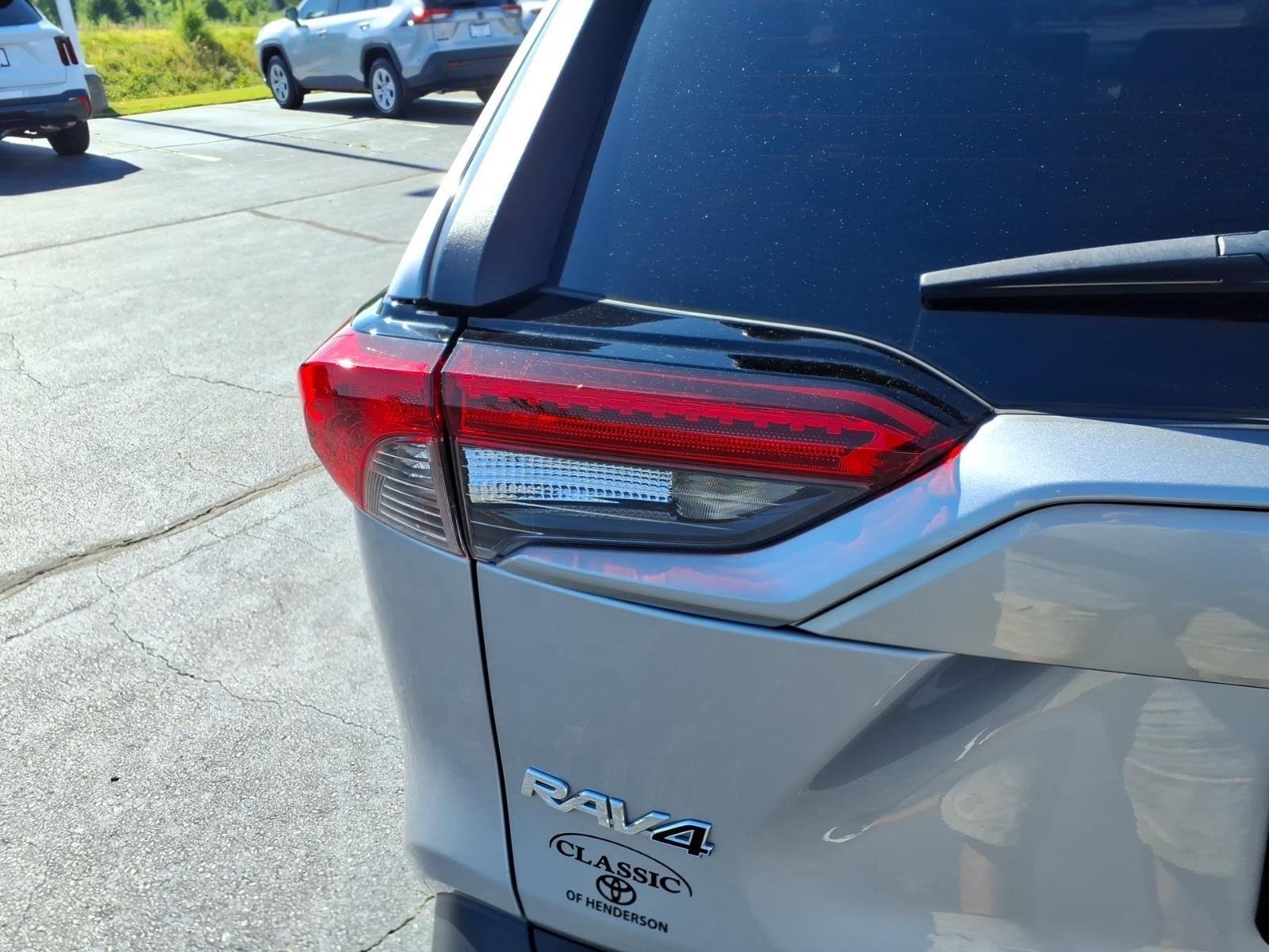 Used 2021 SILVER TOYOTA  image 19