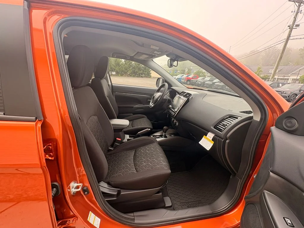 New 2026 Orange Mitsubishi 2.0 LE image 51