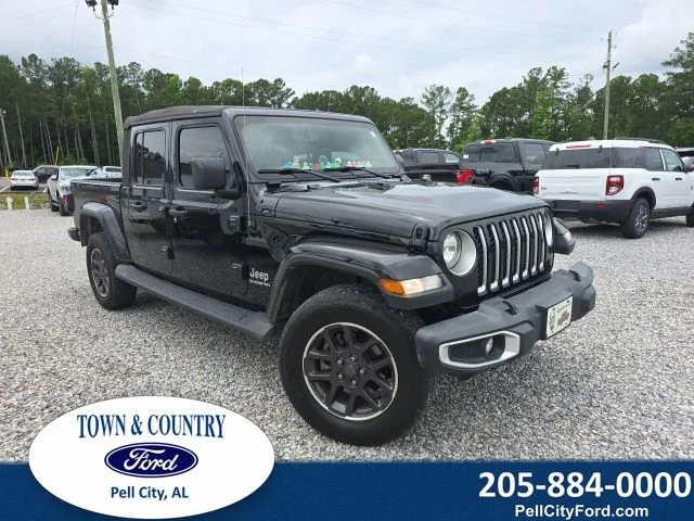 2022 Jeep Gladiator Overland's photo