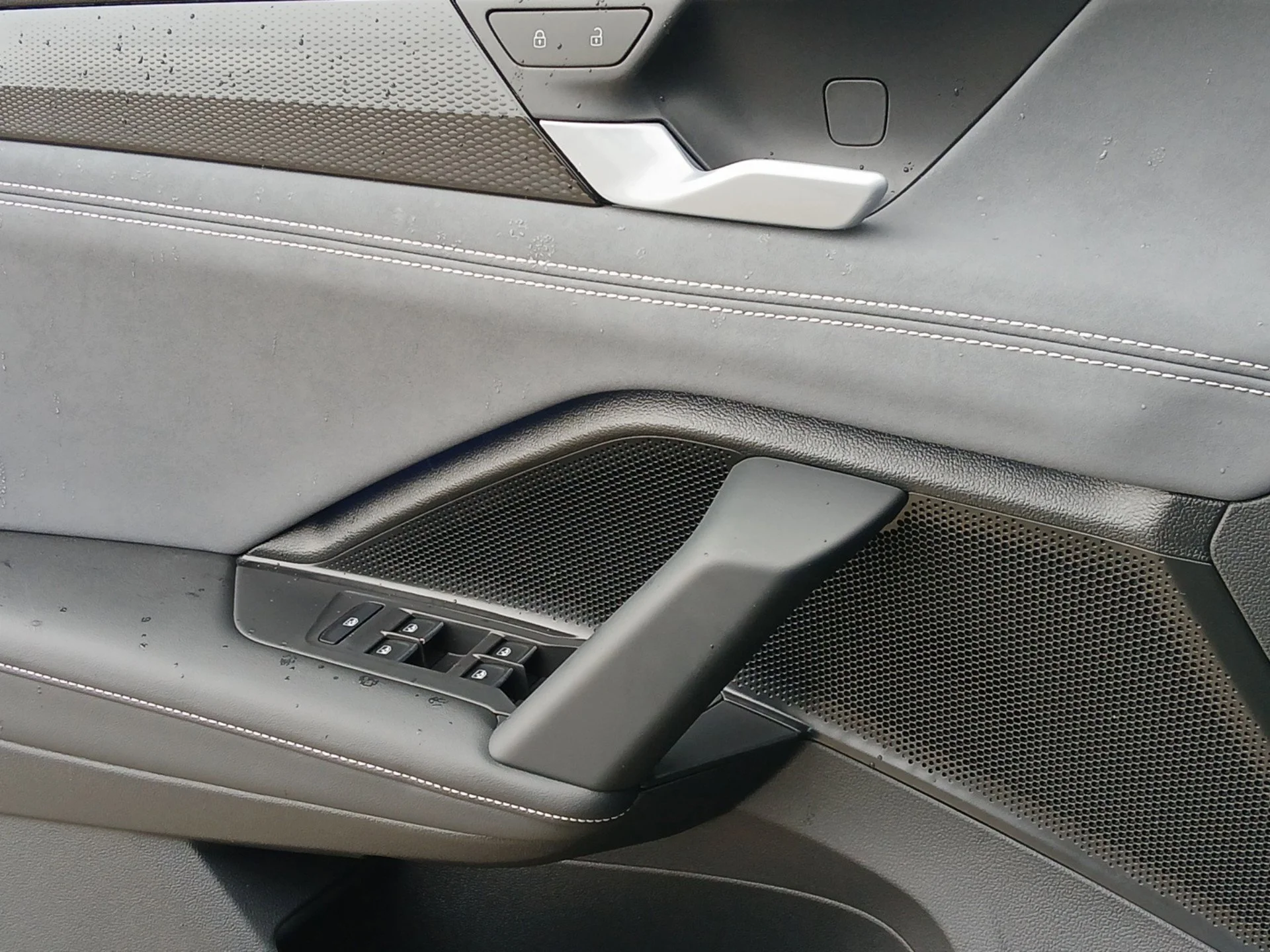 New 2026 Platinum Gray Metallic Volkswagen SE R-Line Black image 17