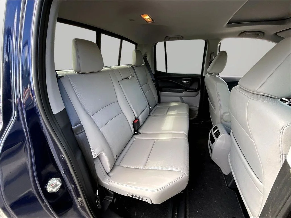 Certified Used 2019 Obsidian Blue Pearl Honda RTL image 28