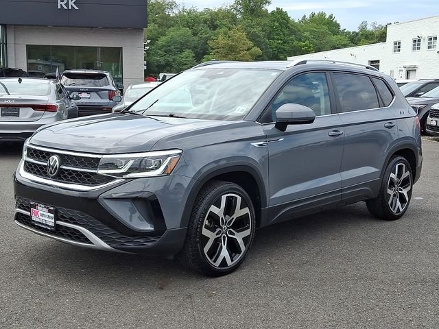 Used 2022 Gray Volkswagen 1.5T SEL image 4