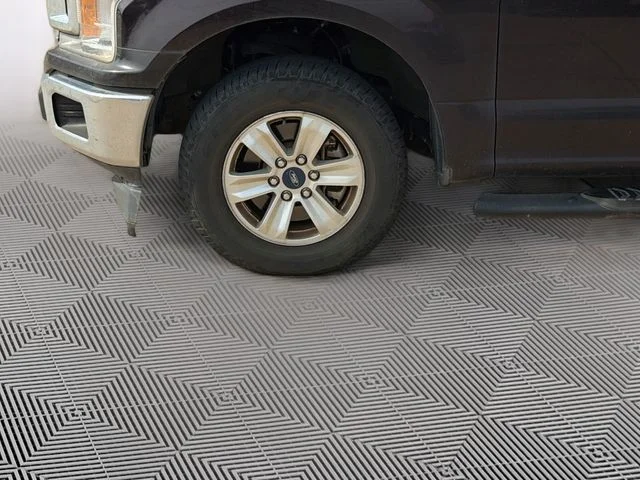 Used 2019 Red Ford XLT image 10