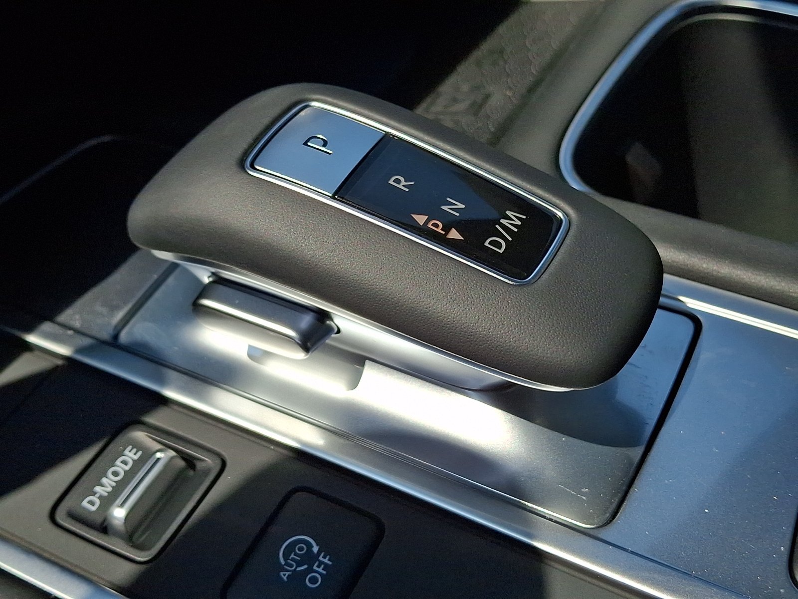 New 2027 GRAND BLUE INFINITI Sport AWD image 7
