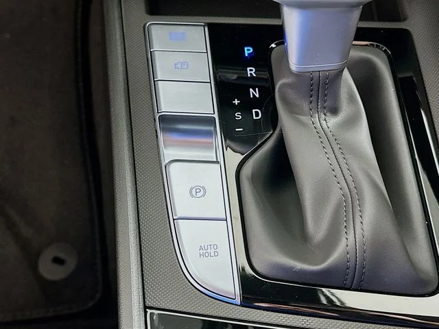 New 2026 White Hyundai Limited image 19