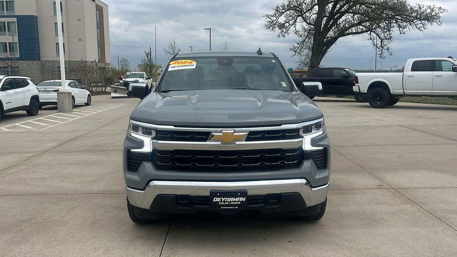 Used 2024 Gray Chevrolet LT image 3