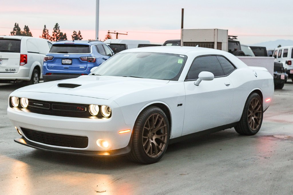 Used 2022 White Dodge R/T image 4
