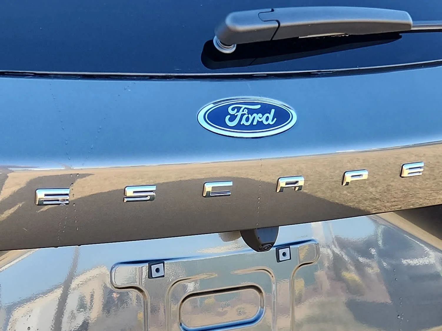 Used 2025 Carbonized Gray Metallic Ford Active image 18