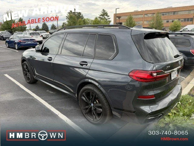 Used 2022 Gray Metallic BMW M50i image 3