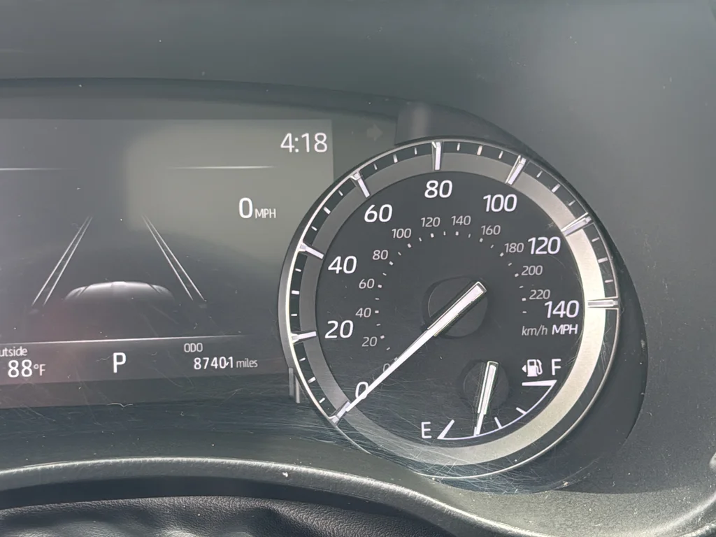 Used 2021  Toyota XLE image 20