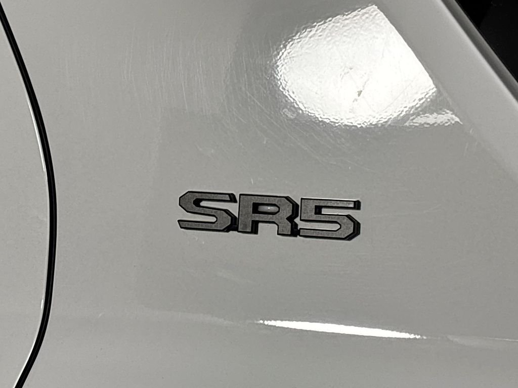 Used 2025 White Toyota SR5 image 23
