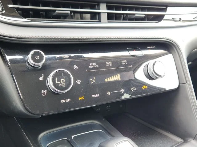 2025 INFINITI QX60 LUXE - Photo 17