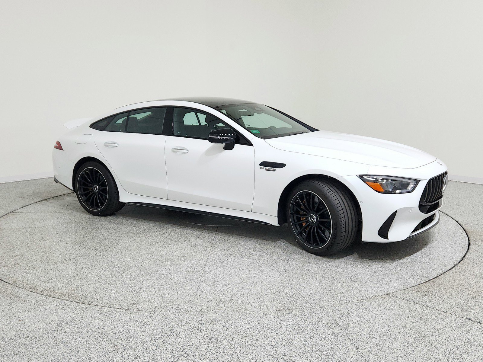 New 2026 MANUFAKTUR Moonlight White Metallic Mercedes-Benz AMG® GT 63 S E Performance 4-Door Coupe image 33