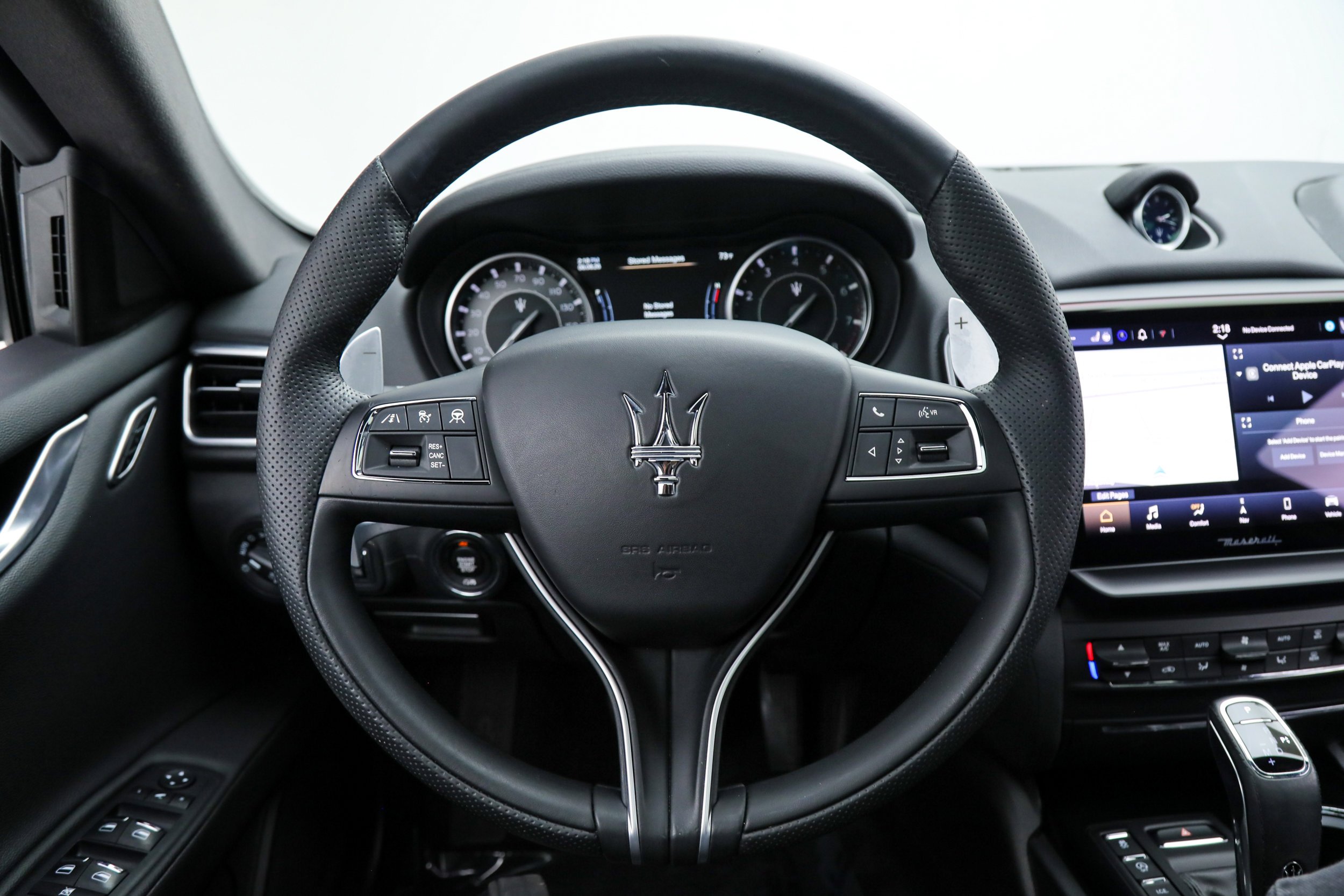 Used 2023 Black Maserati Modena image 17