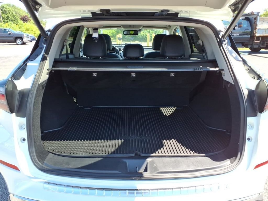 Used 2023 Pearl White Nissan SL W/PANORAMIC SUNROOF image 33