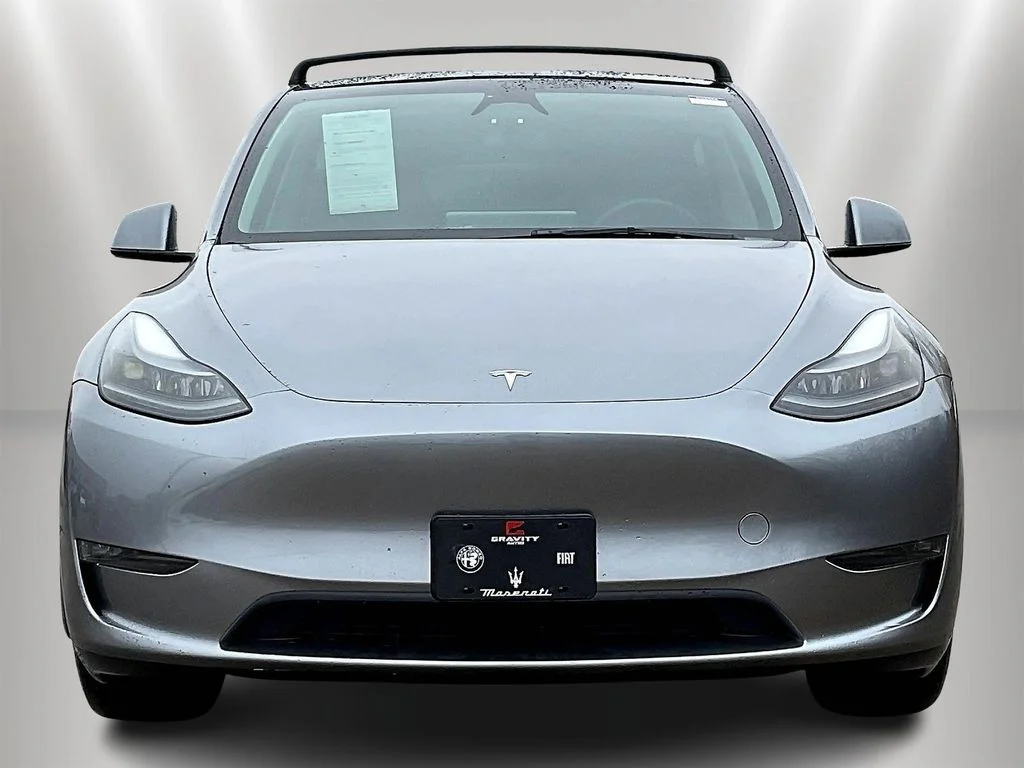 Used 2024 Tesla Model Y Long Range with VIN 7SAYGDEE1RA296185 for sale in Naperville, IL