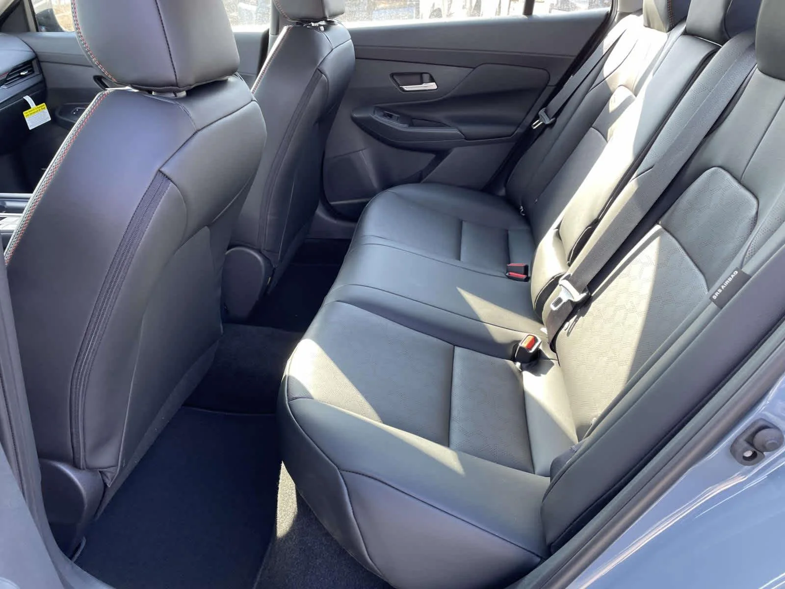 New 2026 Atlantic Gray Metallic/Super Black Nissan SR image 15