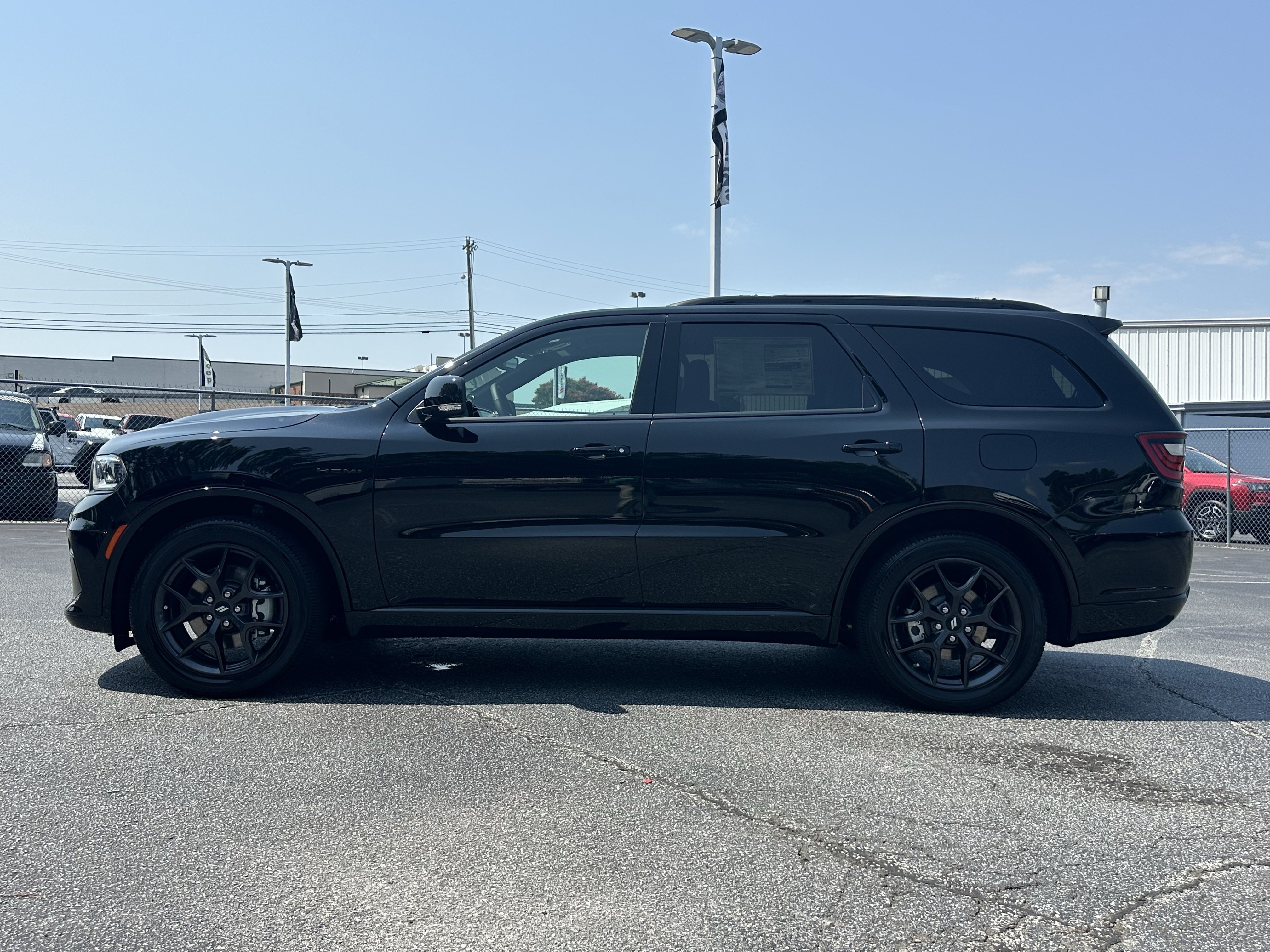 New 2026 Diamond Black Clear-Coat Exterior Paint Dodge GT Plus HEMI V8 image 5