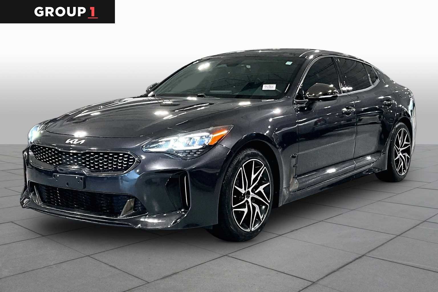 2023 Kia Stinger GT-Line's photo