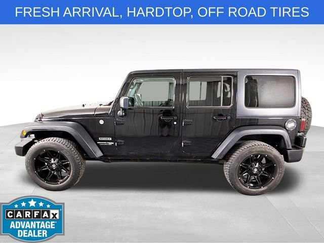 Used 2018 Black Jeep Unlimited Sport image 4