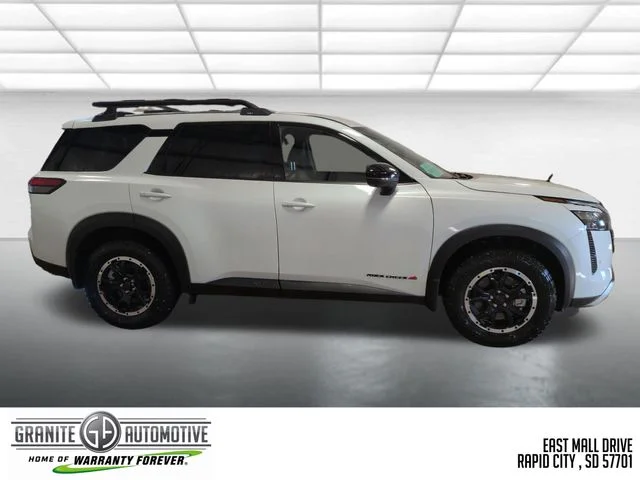 New 2026 Everest White Pearl TriCoat Nissan Rock Creek® image 6