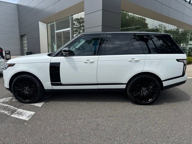 Used 2022 White Land Rover Westminster image 7