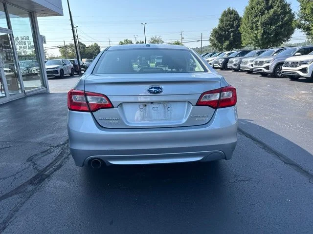 Used 2015 Silver Subaru 2.5i image 6