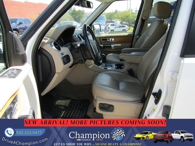 Used 2012 White Land Rover V8 image 11