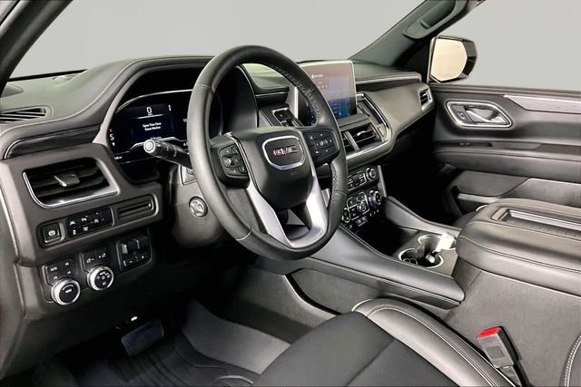 Used 2024 White GMC SLT image 16