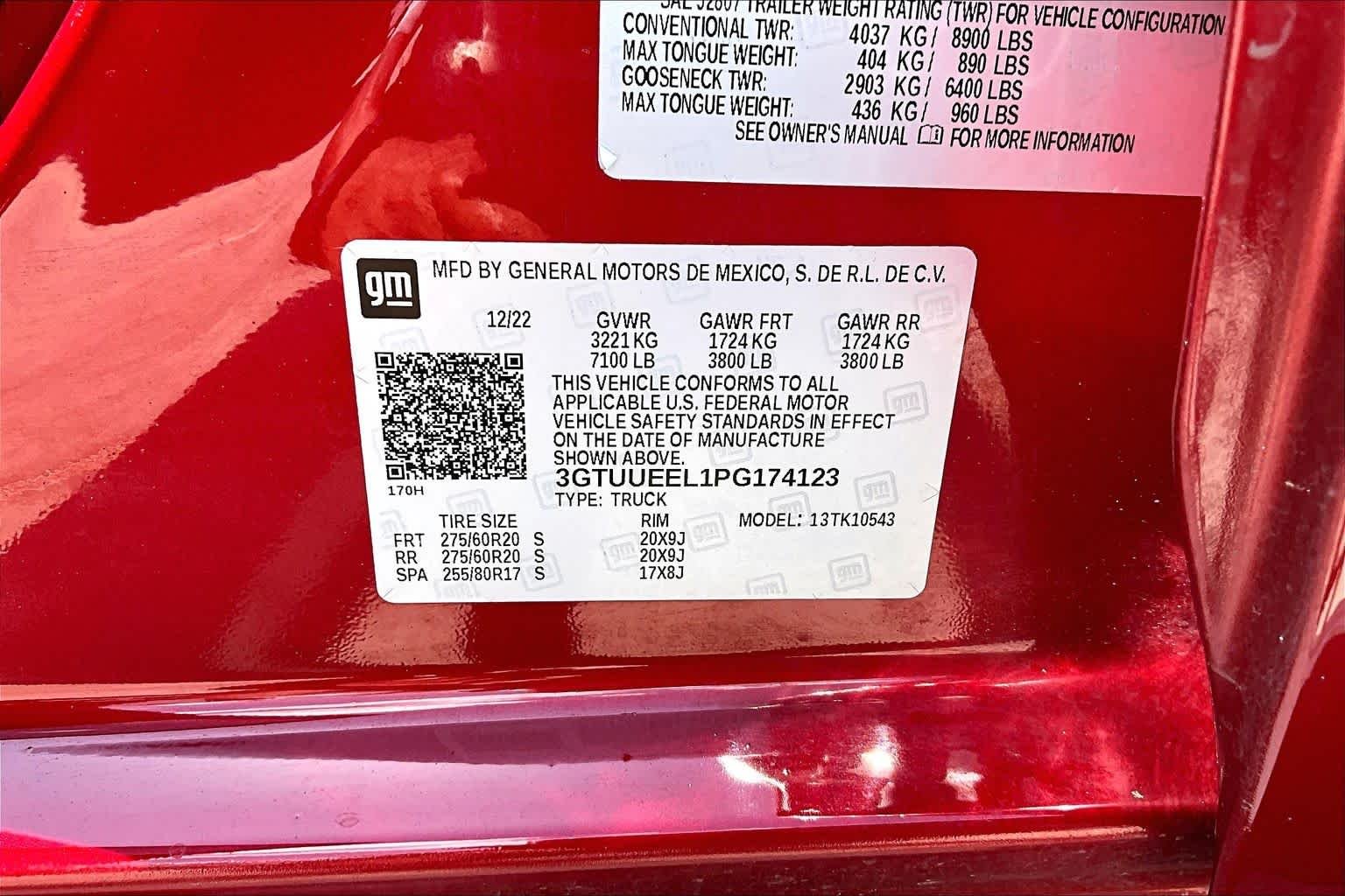 Used 2023 Volcanic Red Tintcoat GMC AT4 image 33