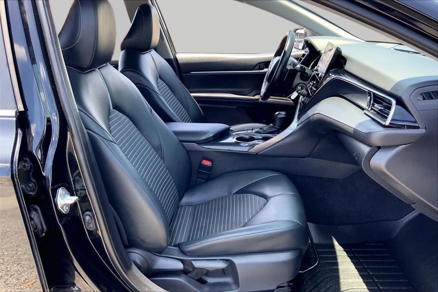 Used 2023 Midnight Black Metallic Toyota SE image 9