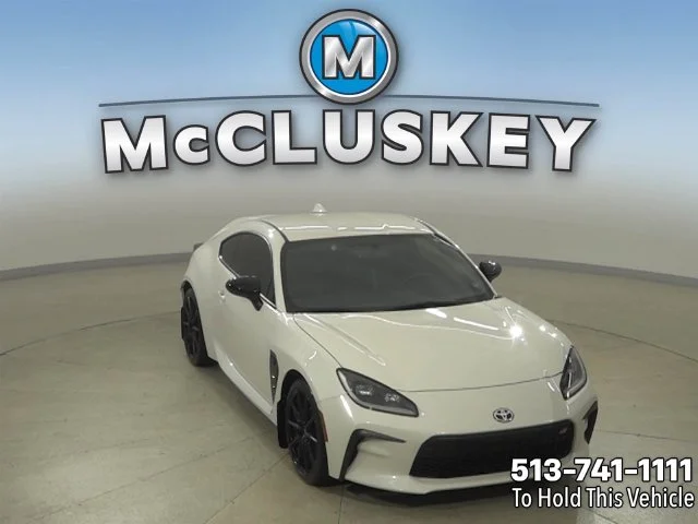 Used 2023  Toyota Premium image 8