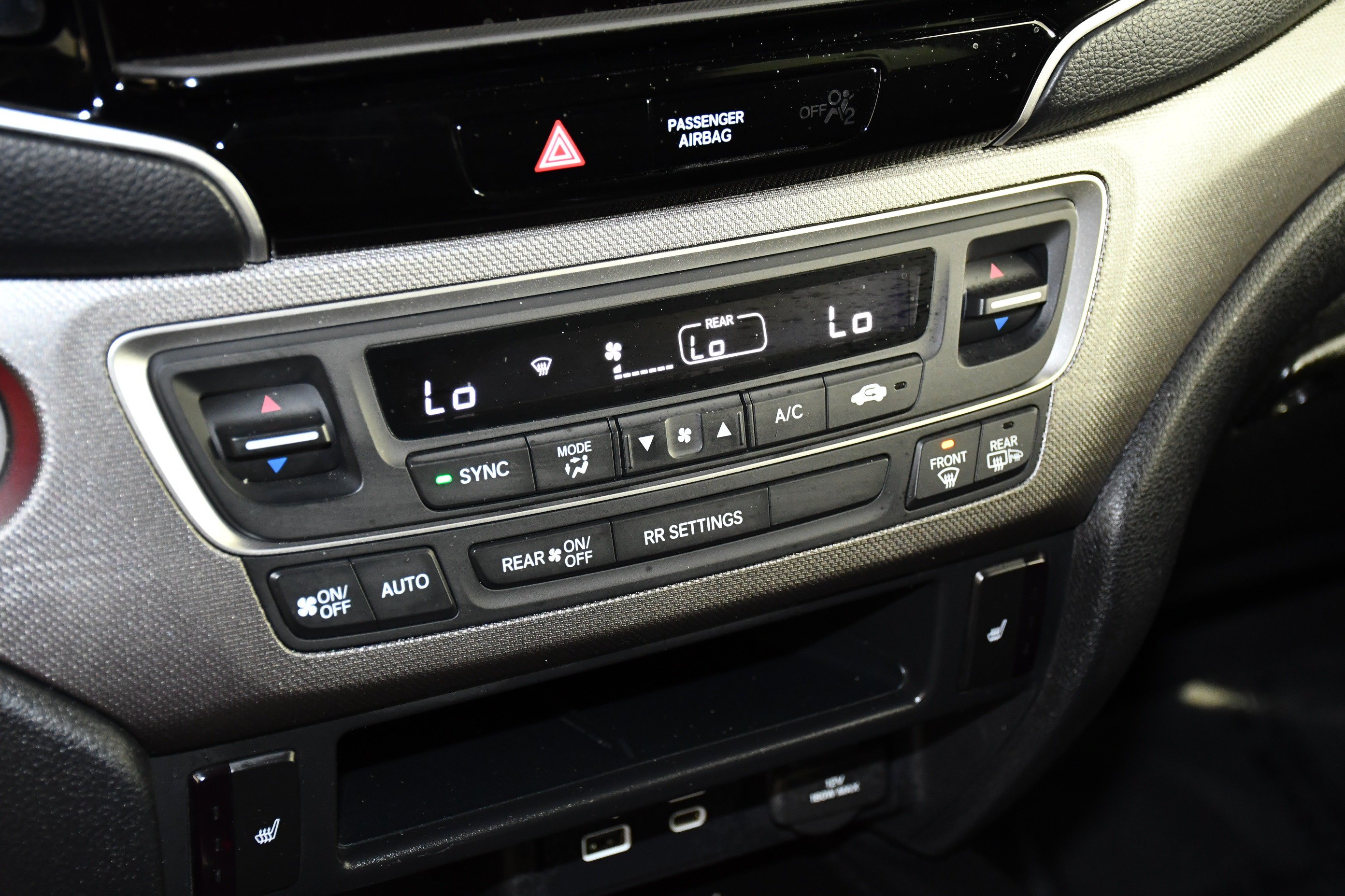 Certified Used 2024 Crystal Black Pearl Honda AWD RTL image 20