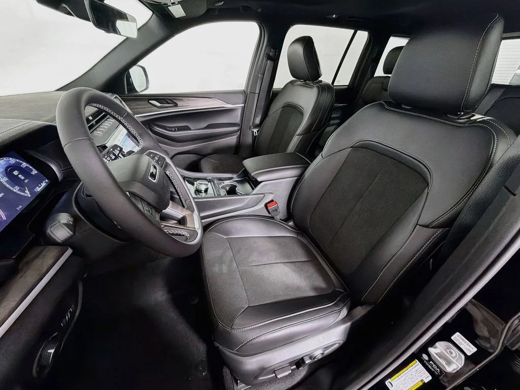 New 2027 Black Jeep Altitude image 21